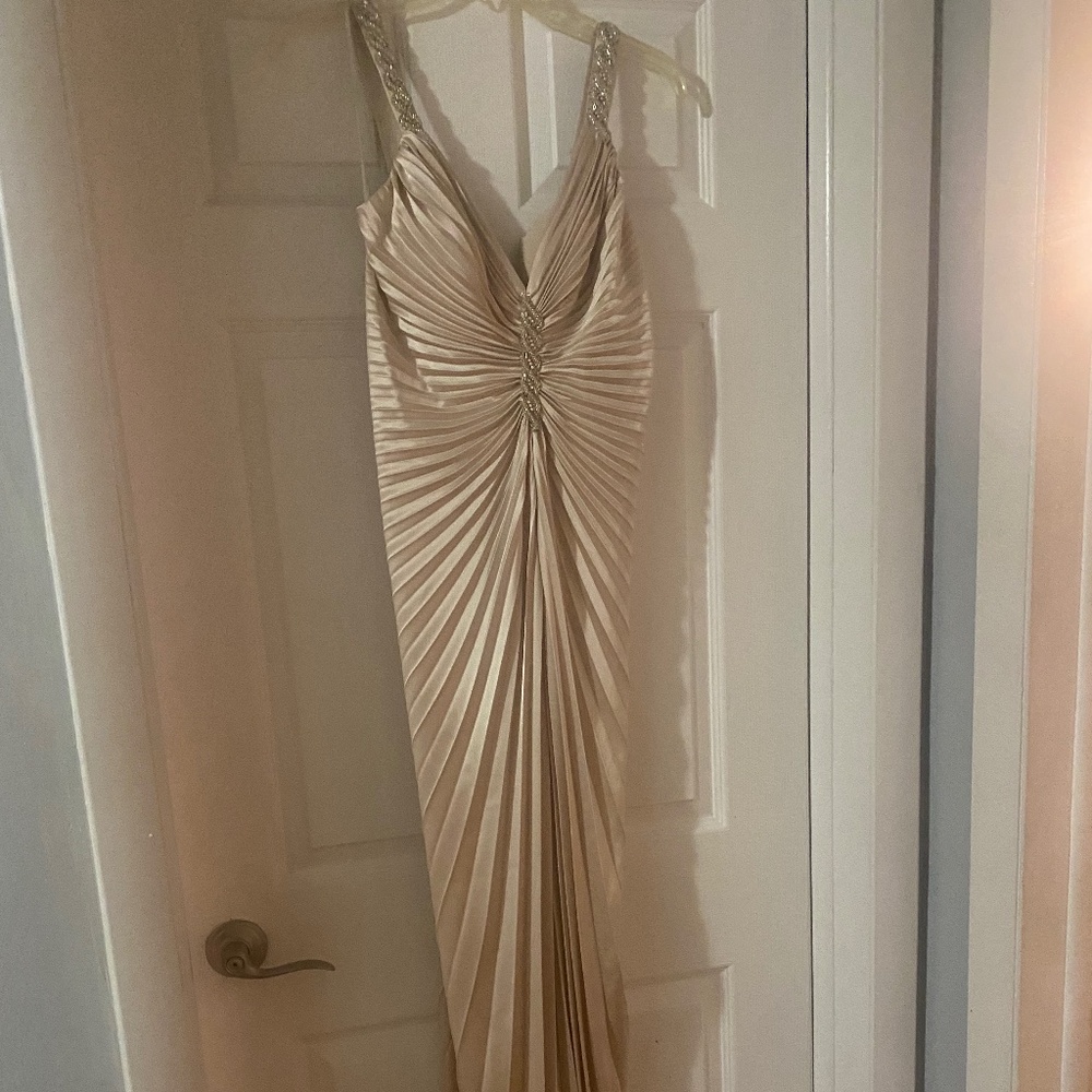Formal long dress